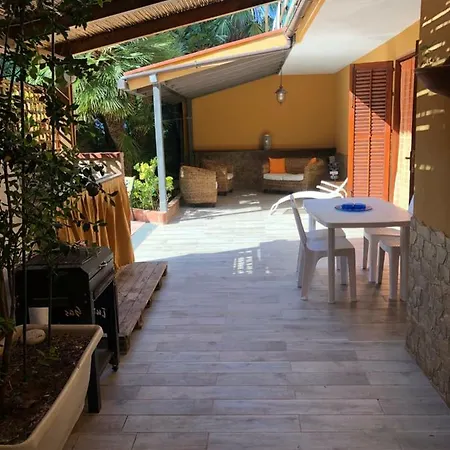 Cala Azzurra Apartman *